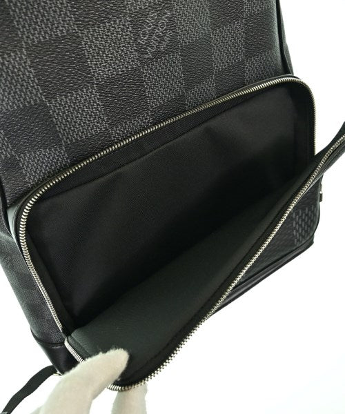 LOUIS VUITTON เป้สะพายหลัง