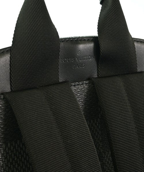 LOUIS VUITTON เป้สะพายหลัง