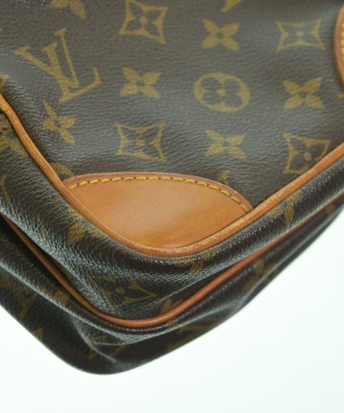 LOUIS VUITTON กระเป๋าสะพาย