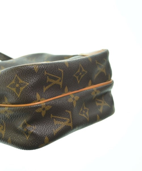 LOUIS VUITTON กระเป๋าสะพาย