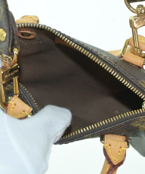 LOUIS VUITTON กระเป๋าใส่อุปกรณ์ขนาดใหญ่
