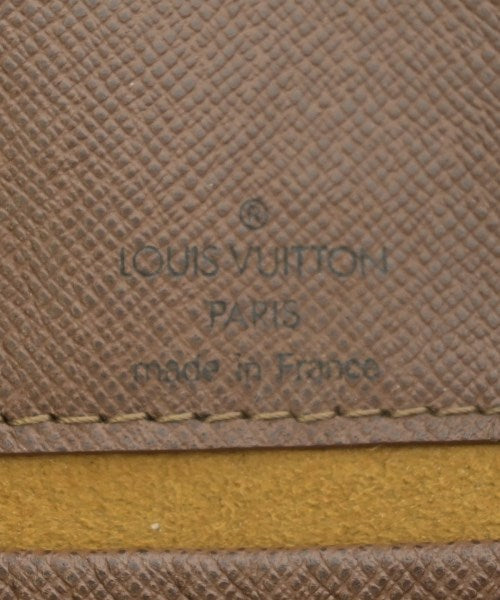 LOUIS VUITTON กระเป๋าสะพาย
