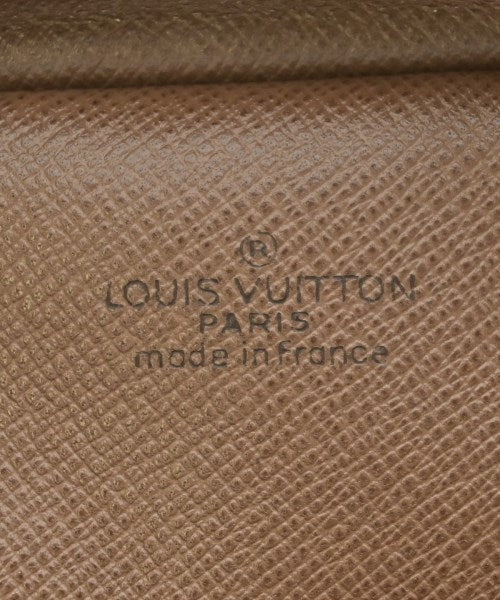 LOUIS VUITTON กระเป๋าสะพาย