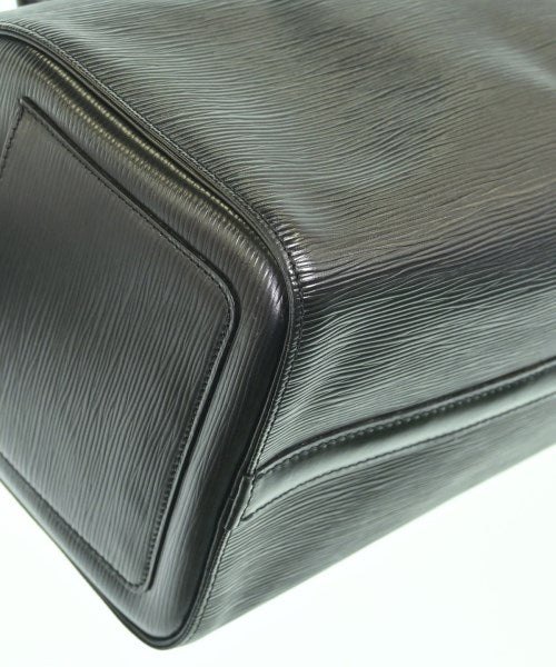LOUIS VUITTON กระเป๋าใส่อุปกรณ์ขนาดใหญ่