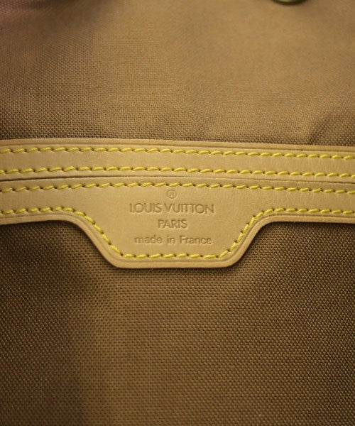 LOUIS VUITTON เป้สะพายหลัง