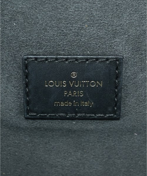 LOUIS VUITTON กระเป๋าสะพาย