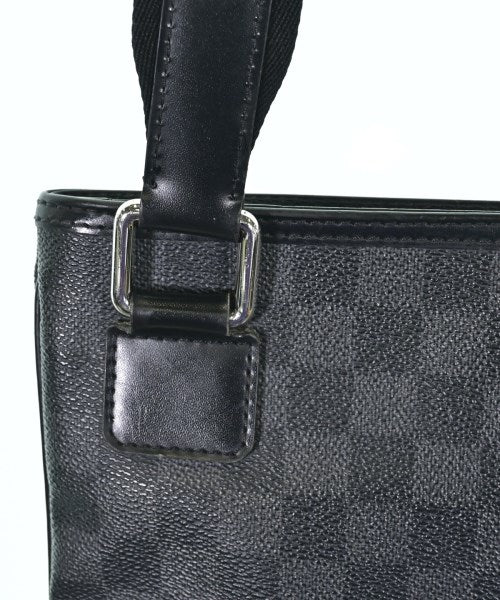 LOUIS VUITTON กระเป๋าสะพาย