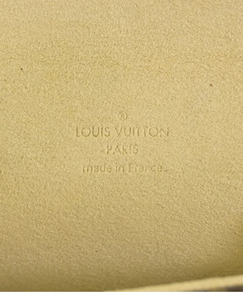 LOUIS VUITTON กระเป๋าสะพาย