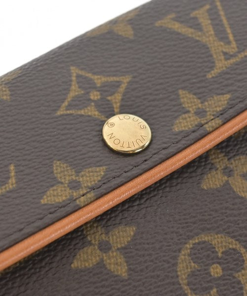LOUIS VUITTON กระเป๋าสะพาย