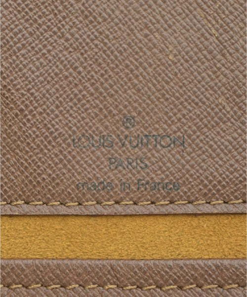 LOUIS VUITTON กระเป๋าสะพาย
