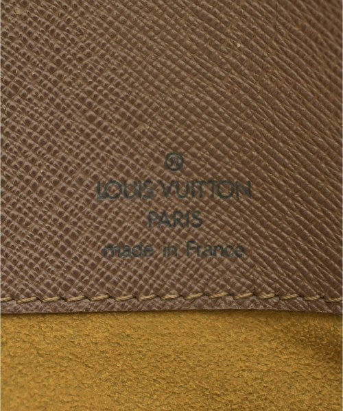 LOUIS VUITTON กระเป๋าสะพาย