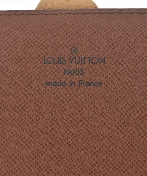 LOUIS VUITTON กระเป๋าสะพาย