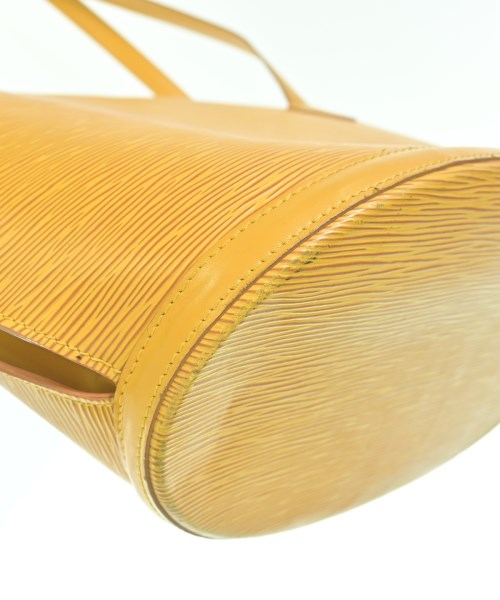 LOUIS VUITTON กระเป๋าถือ