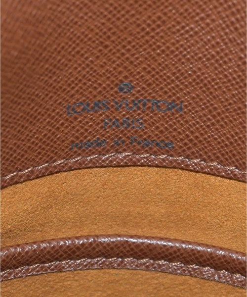 LOUIS VUITTON กระเป๋าสะพาย