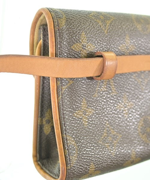 LOUIS VUITTON กระเป๋าสะพาย