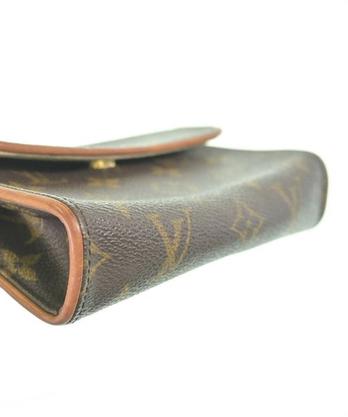 LOUIS VUITTON กระเป๋าสะพาย