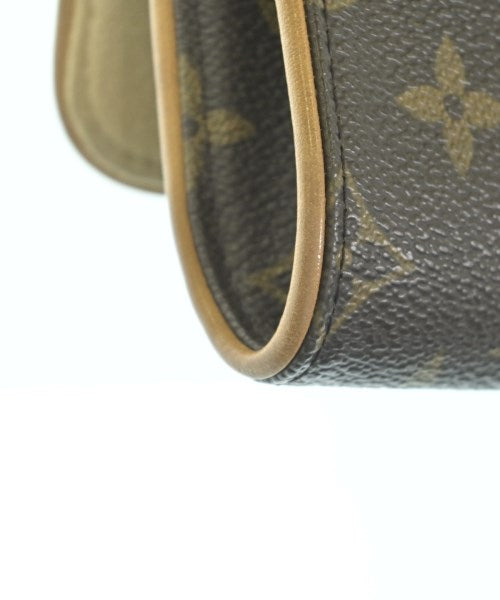 LOUIS VUITTON กระเป๋าสะพาย