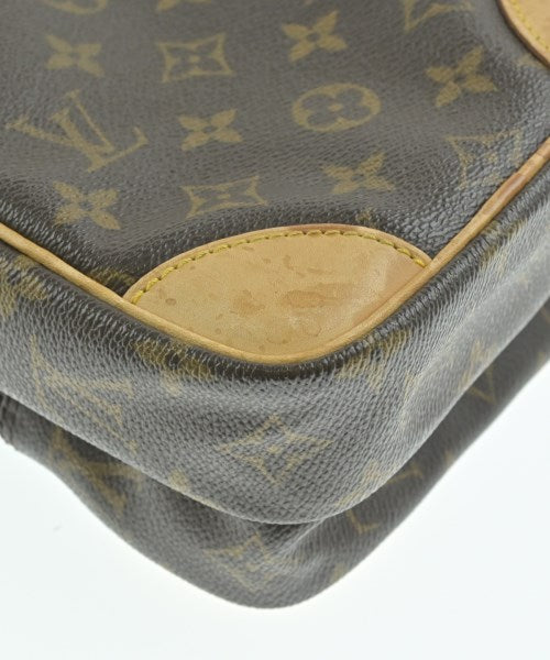 LOUIS VUITTON กระเป๋าสะพาย
