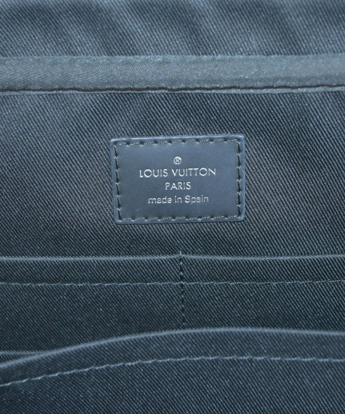 LOUIS VUITTON กระเป๋าสะพาย