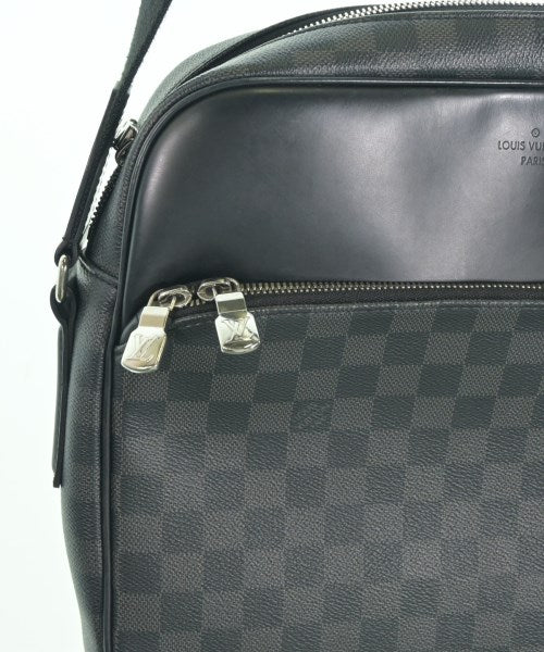 LOUIS VUITTON กระเป๋าสะพาย