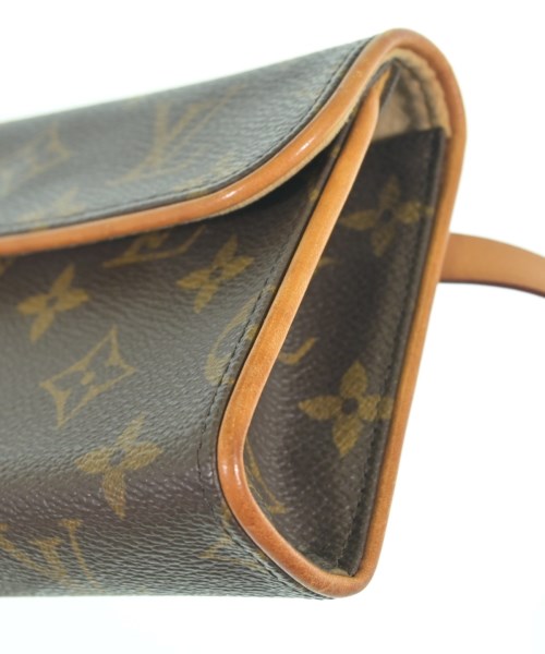 LOUIS VUITTON กระเป๋าสะพาย