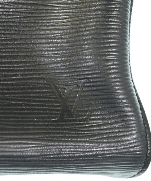 LOUIS VUITTON กระเป๋าใส่อุปกรณ์ขนาดใหญ่
