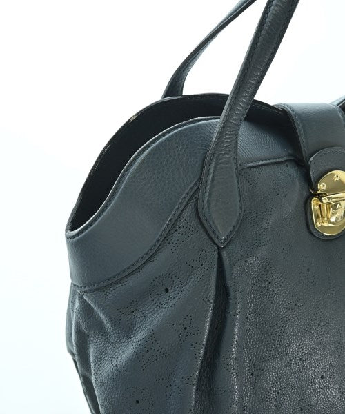 LOUIS VUITTON กระเป๋าใส่อุปกรณ์ขนาดใหญ่