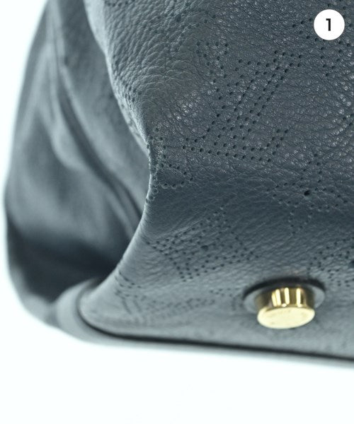LOUIS VUITTON กระเป๋าใส่อุปกรณ์ขนาดใหญ่