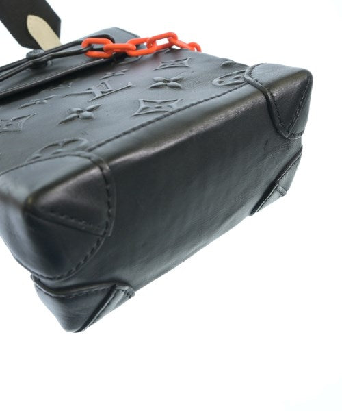 LOUIS VUITTON กระเป๋าสะพาย