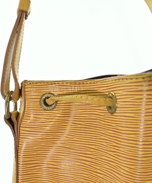 LOUIS VUITTON กระเป๋าสะพาย