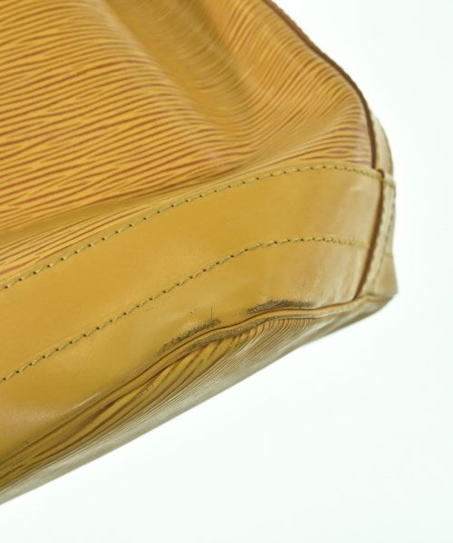 LOUIS VUITTON กระเป๋าสะพาย