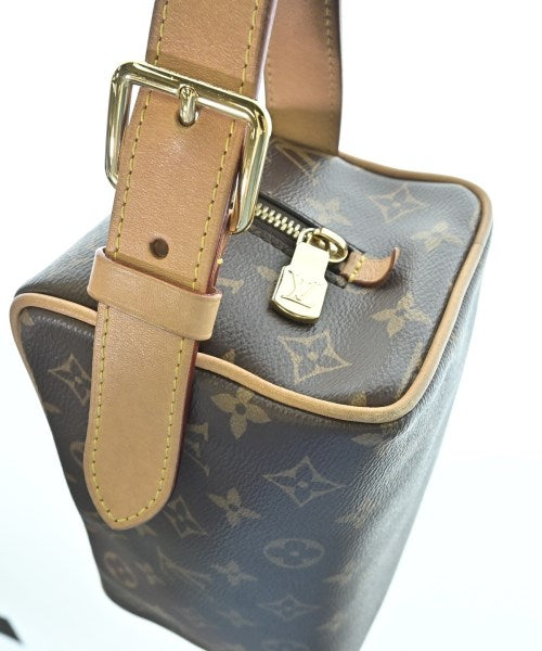 LOUIS VUITTON คลัตช์