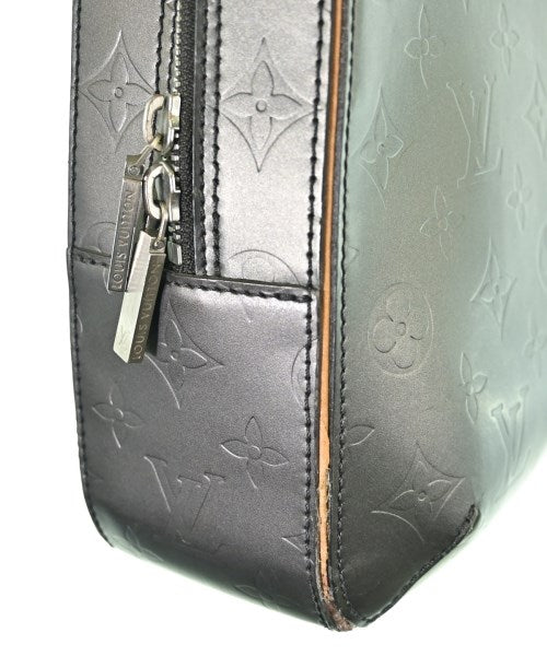 LOUIS VUITTON กระเป๋าธุรกิจ