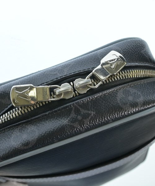 LOUIS VUITTON กระเป๋าสะพาย