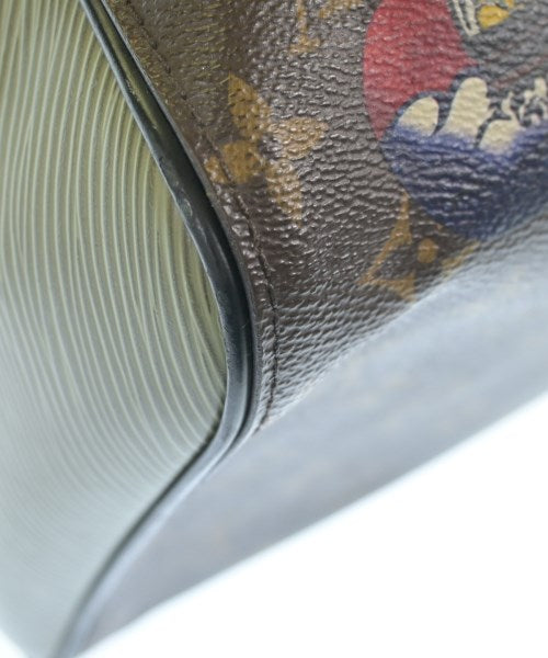 LOUIS VUITTON กระเป๋าใส่อุปกรณ์ขนาดใหญ่