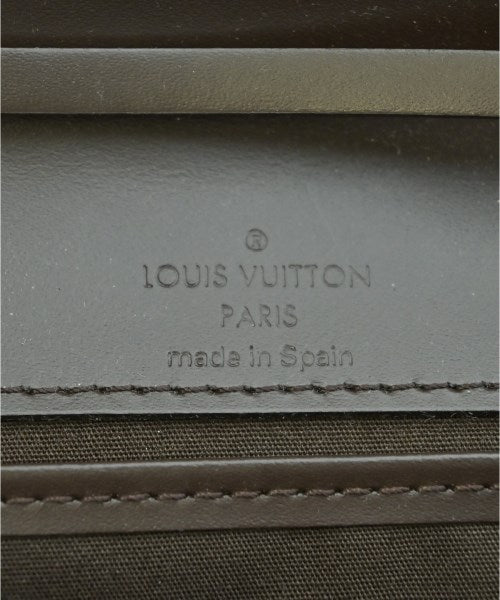 LOUIS VUITTON กระเป๋าสะพาย