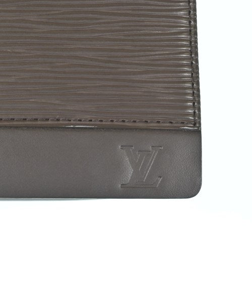 LOUIS VUITTON กระเป๋าสะพาย