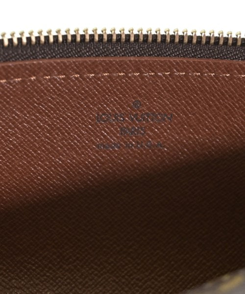 LOUIS VUITTON กระเป๋าใส่อุปกรณ์ขนาดใหญ่