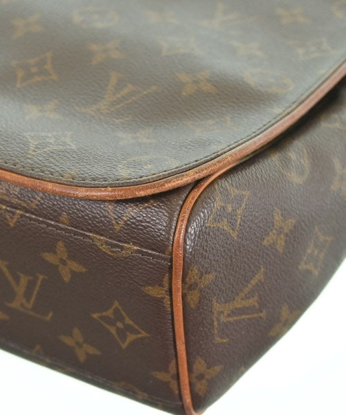 LOUIS VUITTON กระเป๋าสะพาย