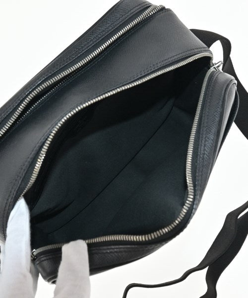 LOUIS VUITTON กระเป๋าสะพาย