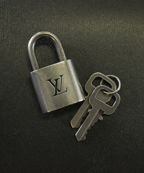 LOUIS VUITTON กระเป๋าใส่อุปกรณ์ขนาดใหญ่