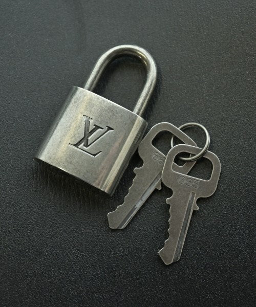 LOUIS VUITTON กระเป๋าใส่อุปกรณ์ขนาดใหญ่