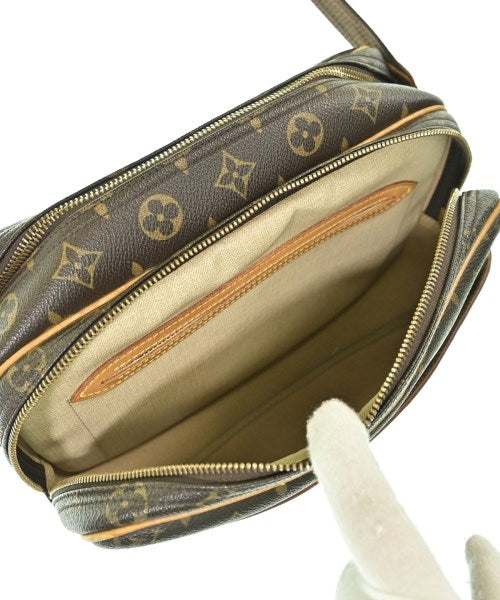 LOUIS VUITTON กระเป๋าสะพาย