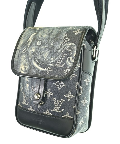 LOUIS VUITTON กระเป๋าสะพาย
