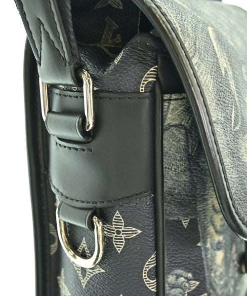 LOUIS VUITTON กระเป๋าสะพาย