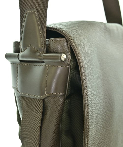 LOUIS VUITTON กระเป๋าสะพาย