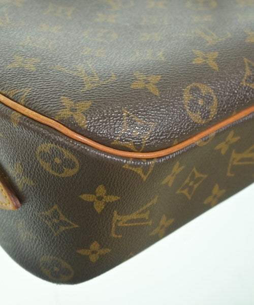 LOUIS VUITTON กระเป๋าสะพาย