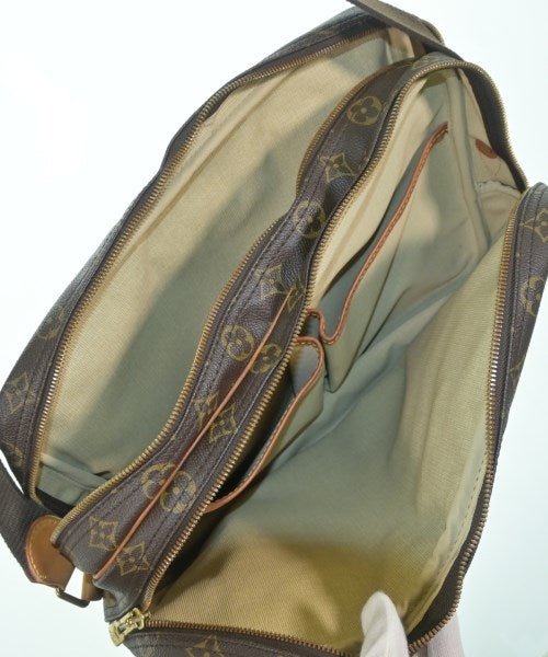 LOUIS VUITTON กระเป๋าสะพาย