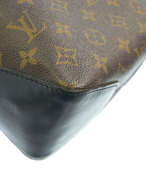 LOUIS VUITTON กระเป๋าสะพาย