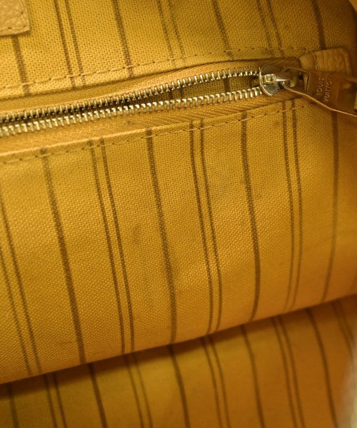 LOUIS VUITTON กระเป๋าถือ